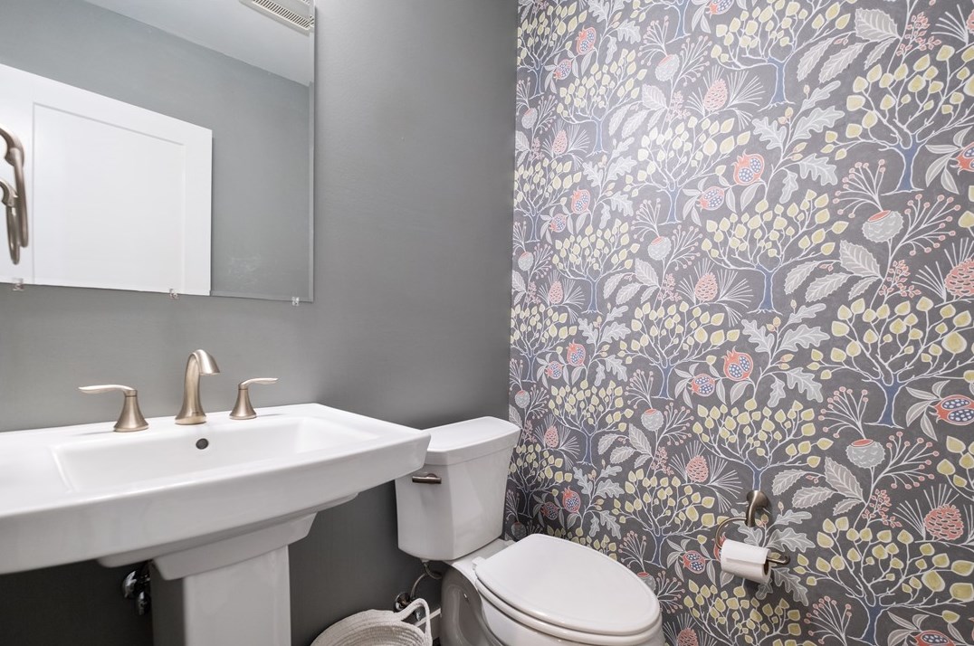 144 43rd St, Pittsburgh PA  15201-3148 exterior