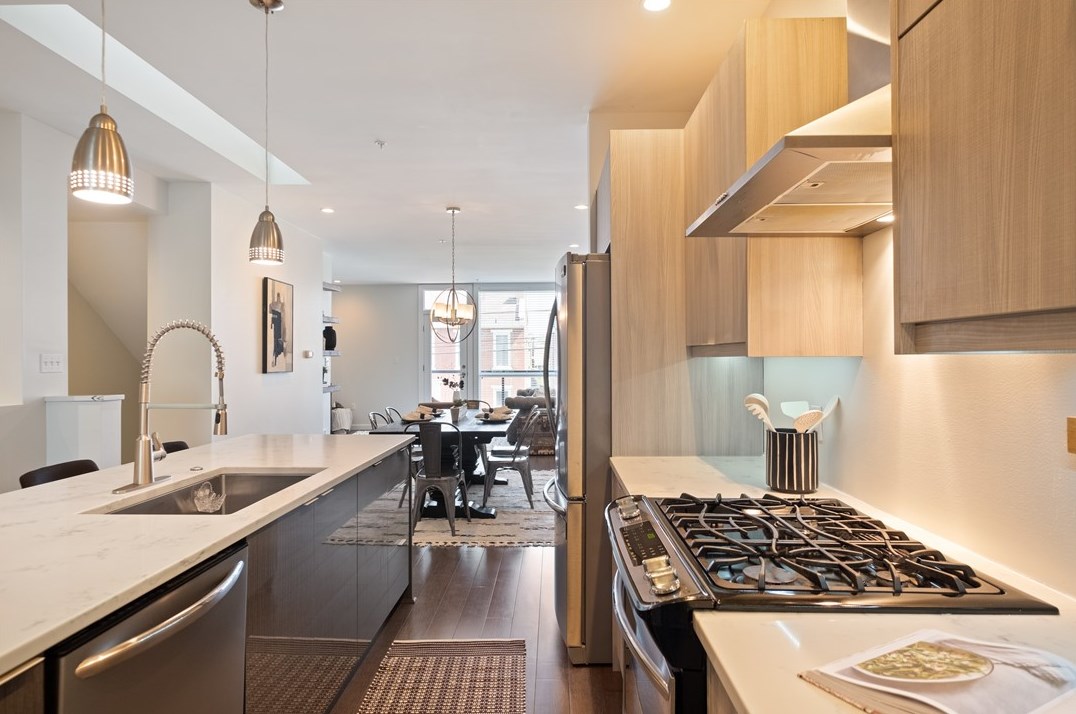 144 43rd St, Pittsburgh PA  15201-3148 exterior