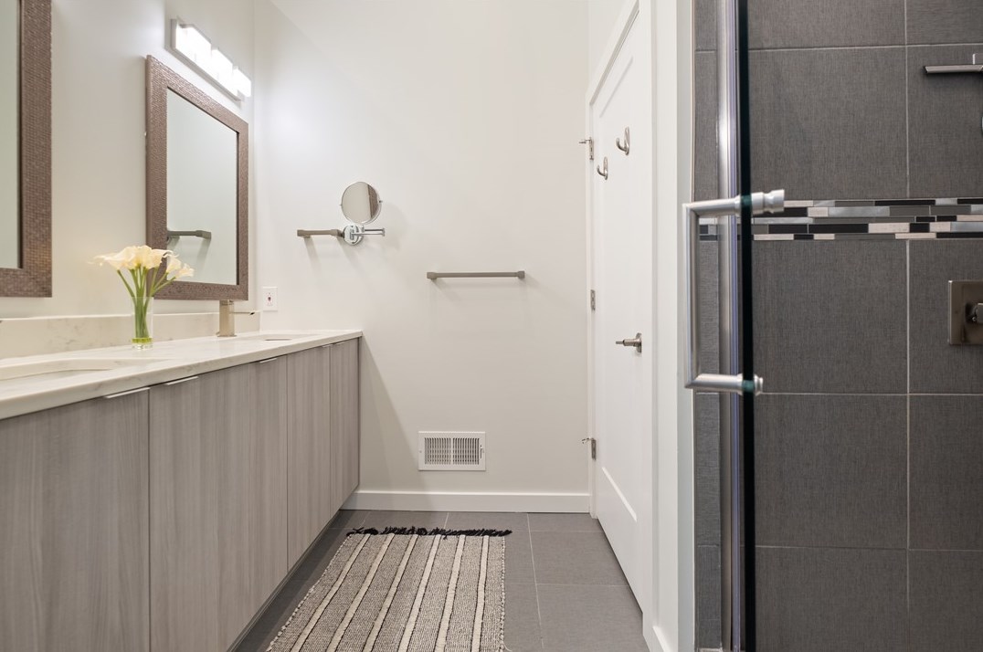 144 43rd St, Pittsburgh PA  15201-3148 exterior