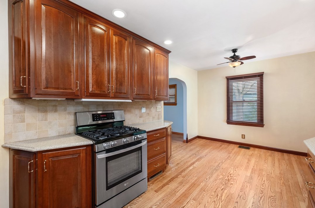 44 3rd Ave, Greenville PA  16125-1717 exterior