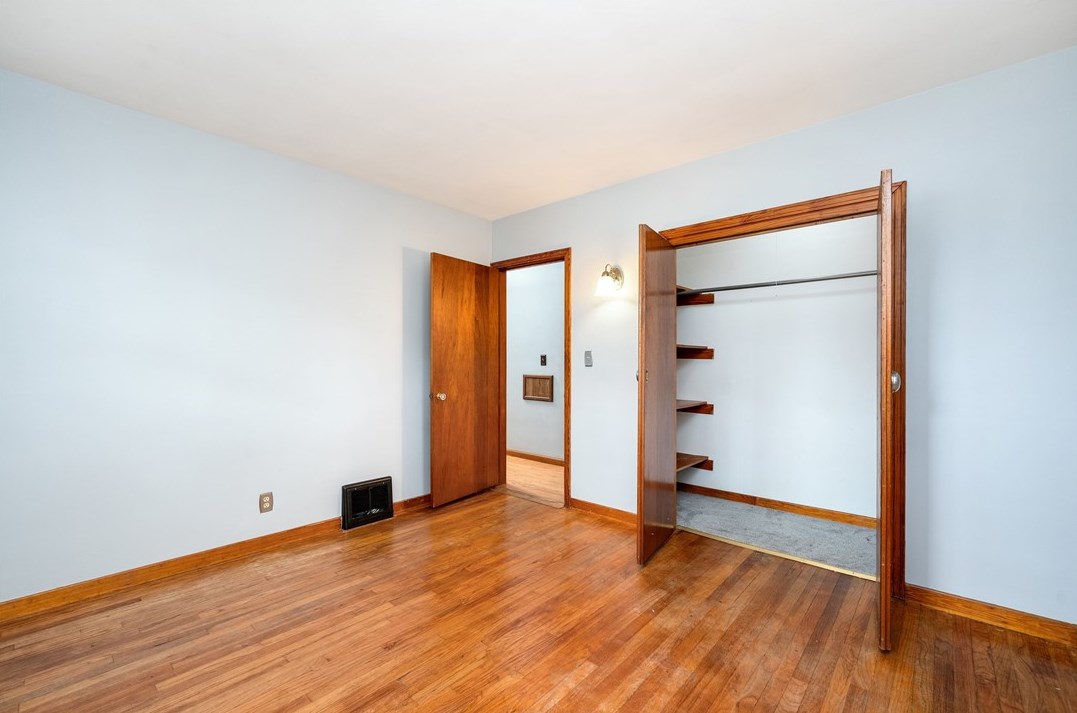 44 3rd Ave, Greenville PA  16125-1717 exterior