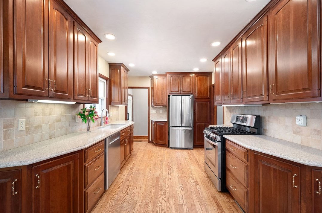 44 3rd Ave, Greenville PA  16125-1717 exterior