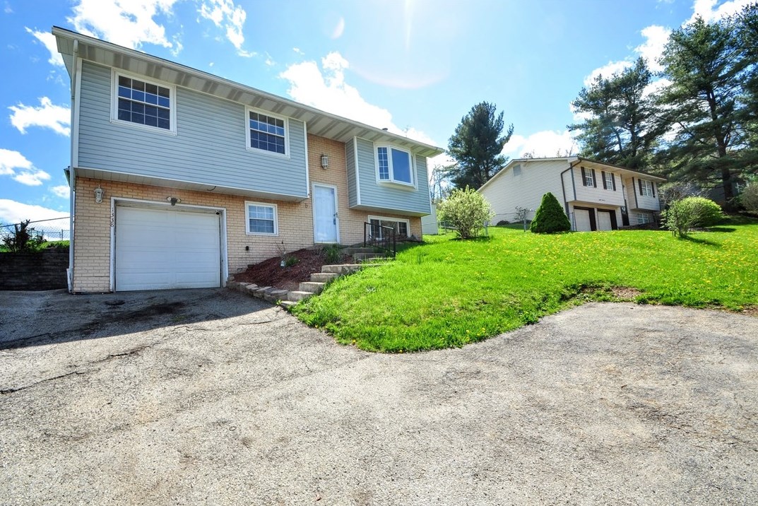 1338 E Beau St South, Washington, PA 15301