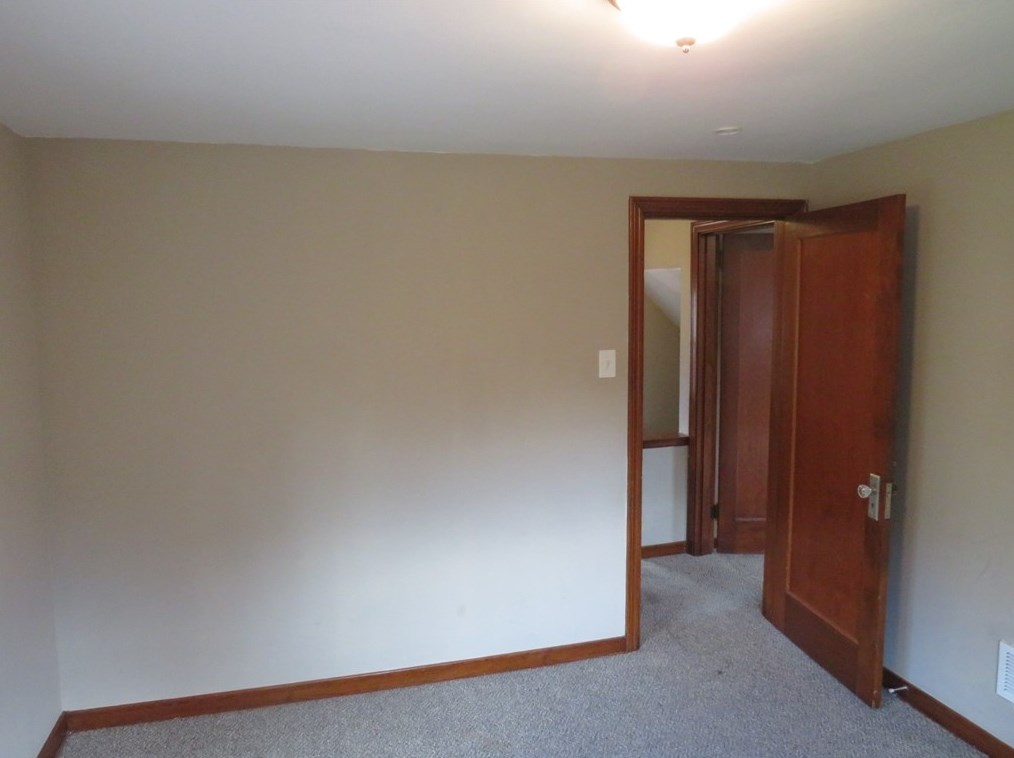 1030 Jefferson St, Mckeesport PA  15132-1628 exterior