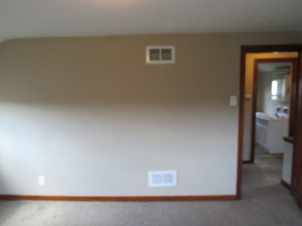 1030 Jefferson St, Mckeesport PA  15132-1628 exterior