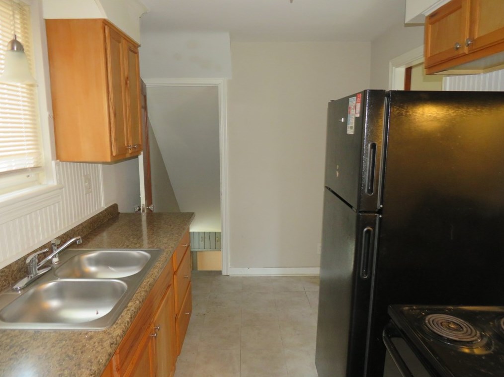 1030 Jefferson St, Mckeesport PA  15132-1628 exterior