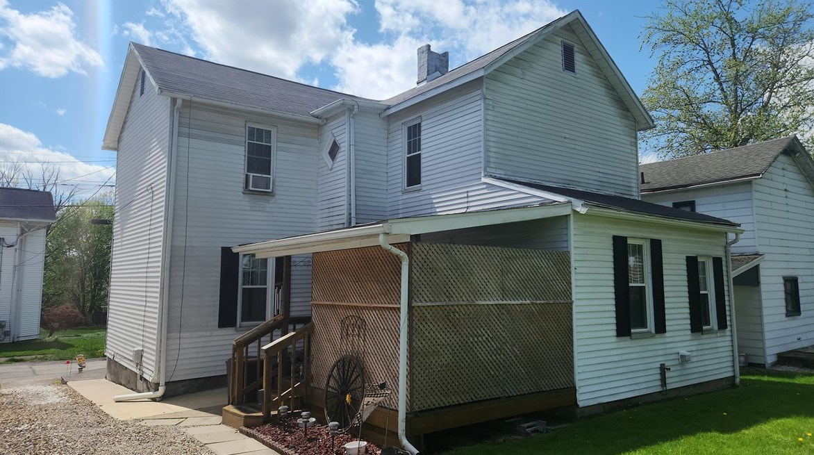 28 Chestnut St, Blairsville, PA 15717-1221