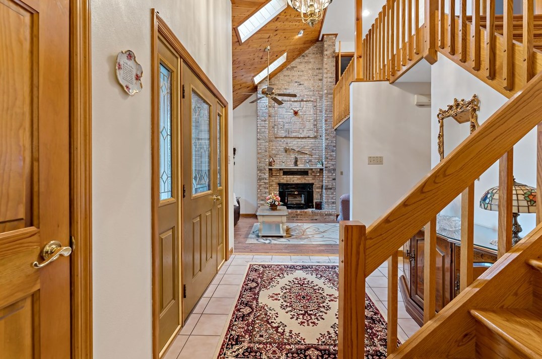 114 Mellon Dr, North Huntingdon, PA 15642
