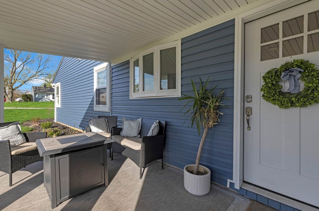 145 Spruce St, Beaver, PA 15009-1105