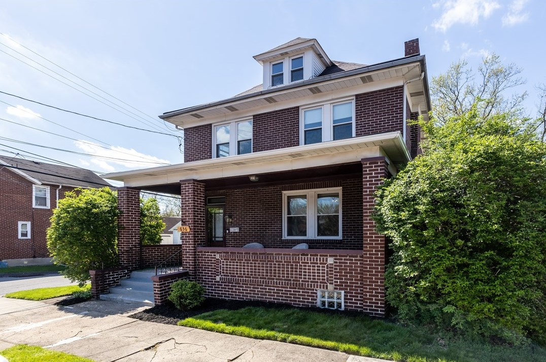 636 Dewey Ave, Bridgeville, PA 15017-2128