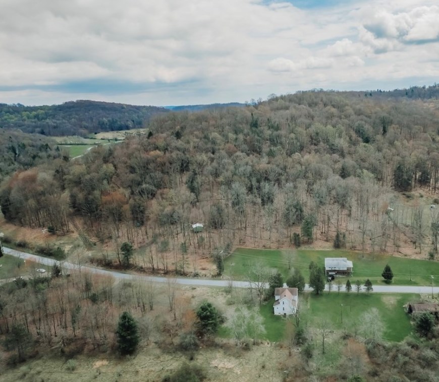 142 E Run Rd, Marion Center, PA 15759