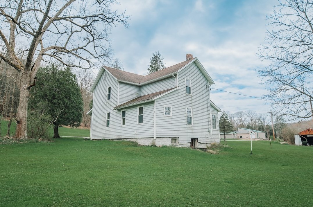 155 E Run Rd, Marion Center, PA 15759