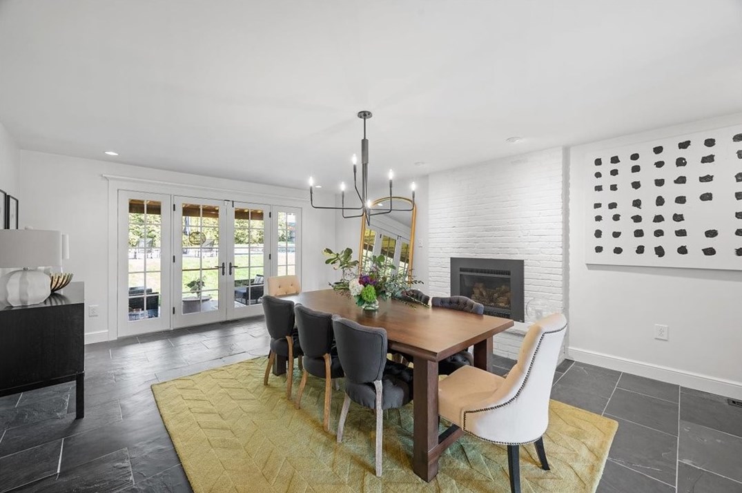 1811 Villa Dr, Gibsonia PA 15044-7446 exterior