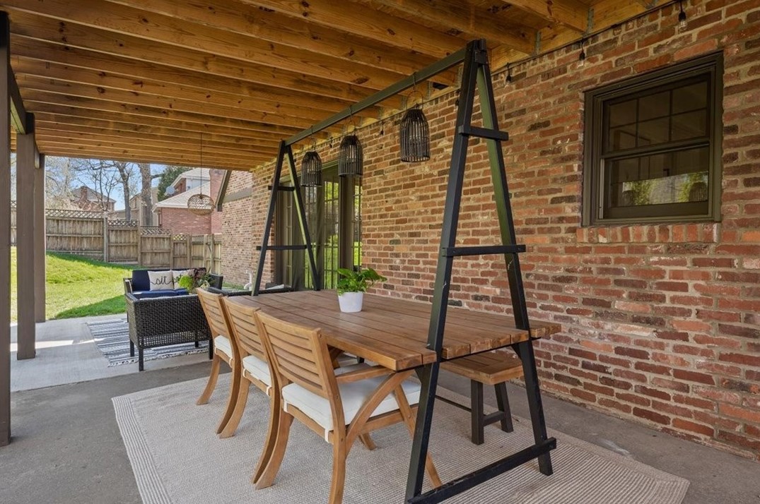 1811 Villa Dr, Gibsonia PA 15044-7446 exterior