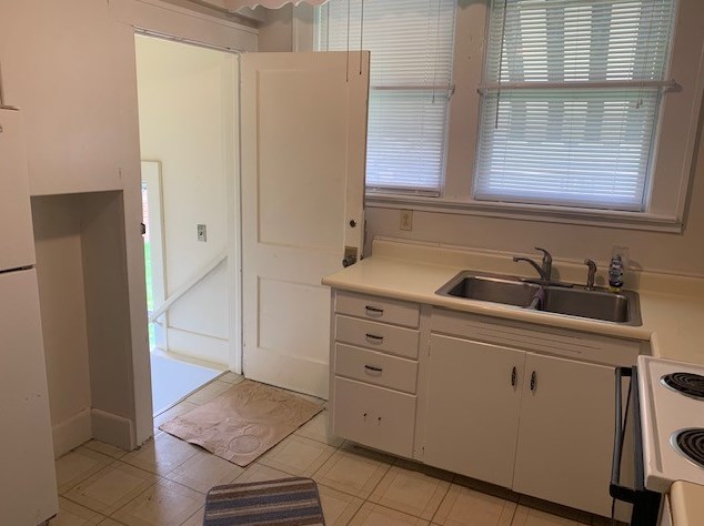 1809 Highland Ave, New Castle PA  16105-2300 exterior