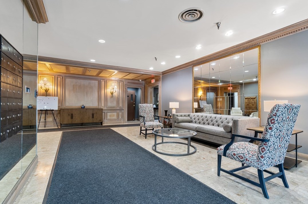 5715 Beacon St #517, Pittsburgh, PA 15217