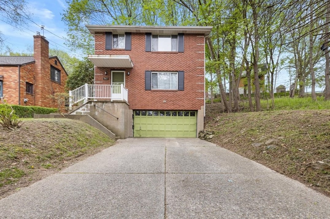 261 Ashford Ave, Pittsburgh, PA 15229-1703