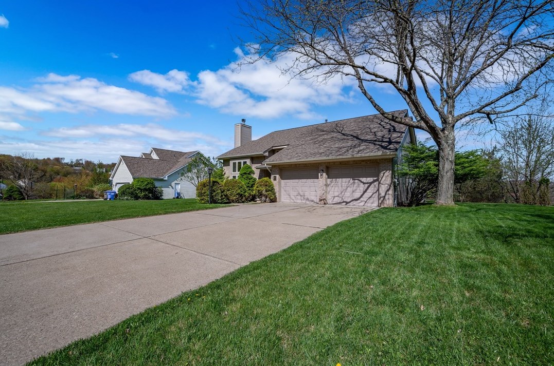 347 Warrick Dr, Seven Fields, PA 16046