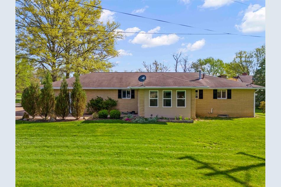 162 Ferncliff Rd, Dry TavRices Landing, PA 15357 MLS 1650443