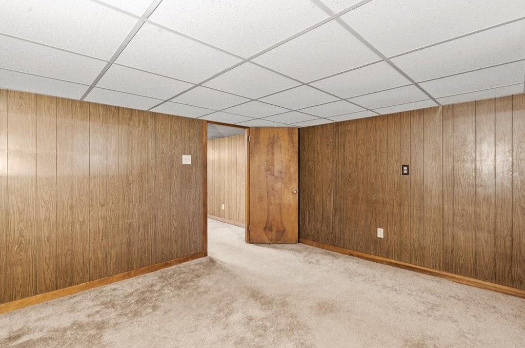 1800 Middle Rd, Glenshaw PA  15116-3130 exterior