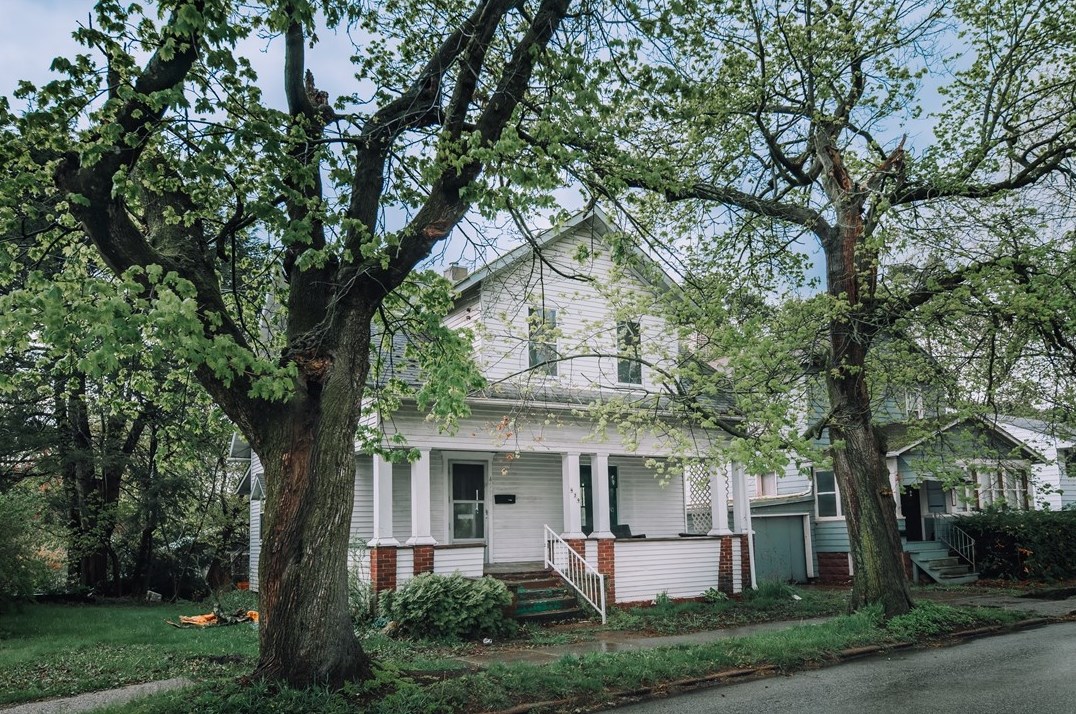 459 S 6th St, Indiana, PA 15701