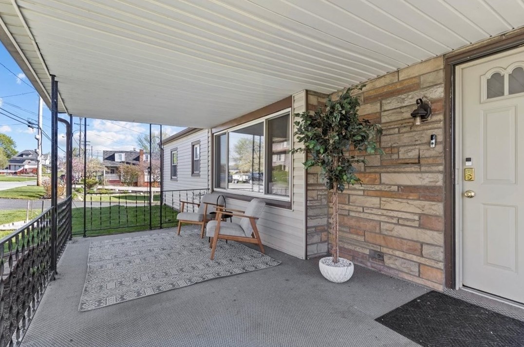 1406 19th Ave, Beaver Falls, PA 15010
