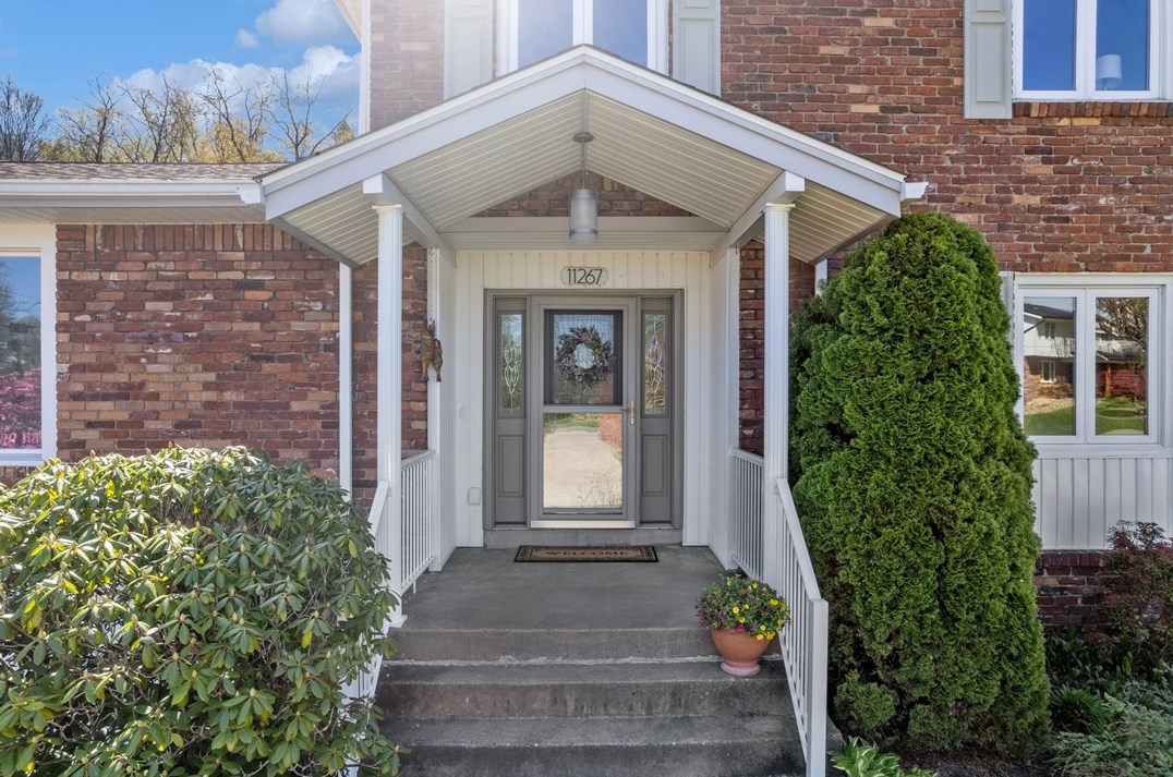 11267 Drop Rd, North Huntingdon, PA 15642
