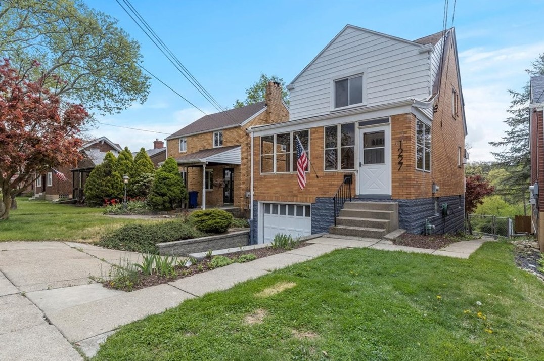 1227 Justine St, Pittsburgh, PA 15204