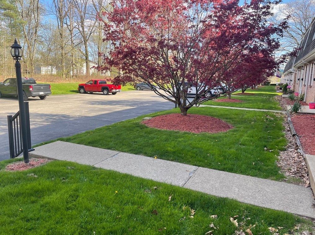 139 Whitestown Village #e, Butler, PA 16001