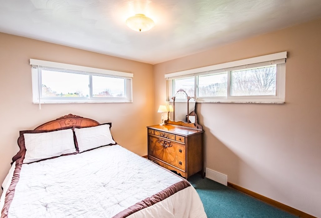 115 Freedom Rd, Butler PA 16001-1305 exterior