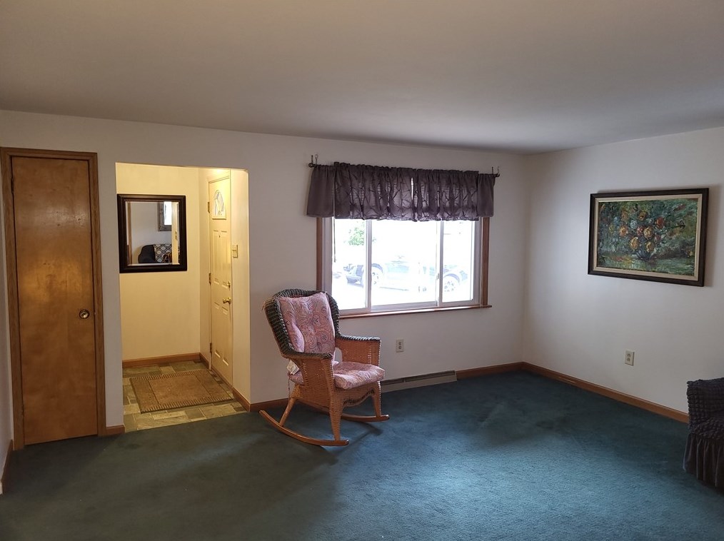 4501 Mollenauer St, Bethel Park, PA 15102-2939
