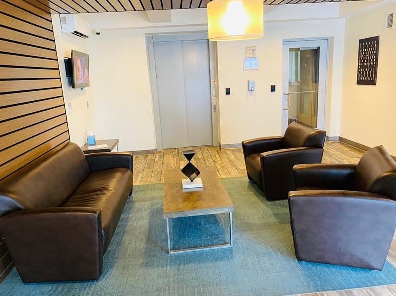 1655 5th Ave, Pittsburgh PA  15219-5537 exterior