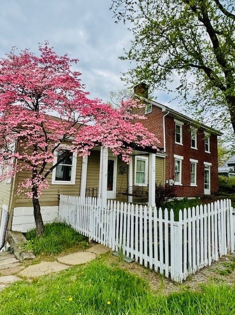 76 E Main St, West Middletown, PA 15379