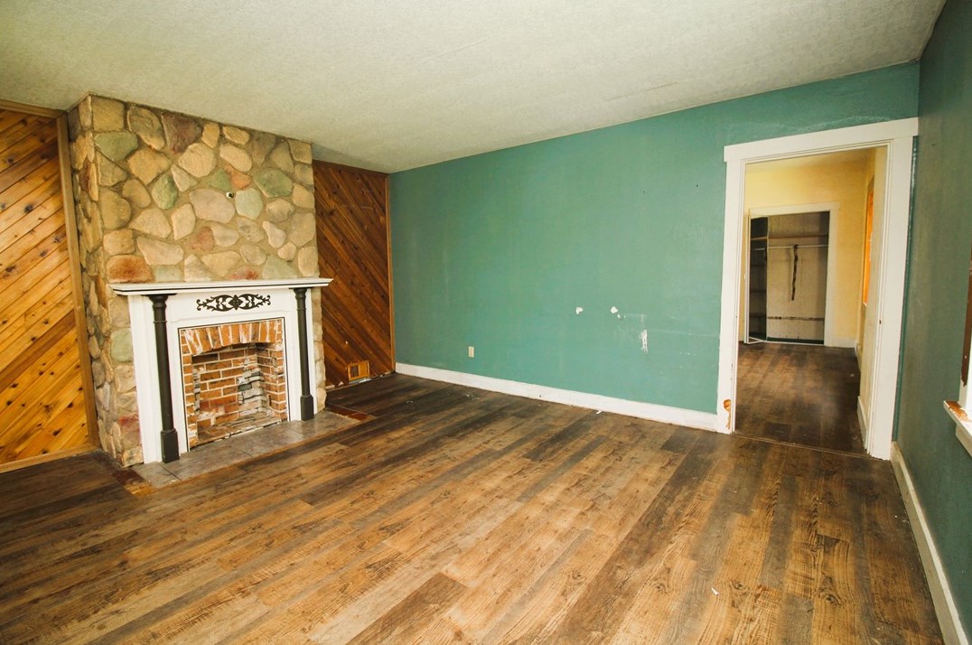 1110 Creek St, Whitaker, PA 15120