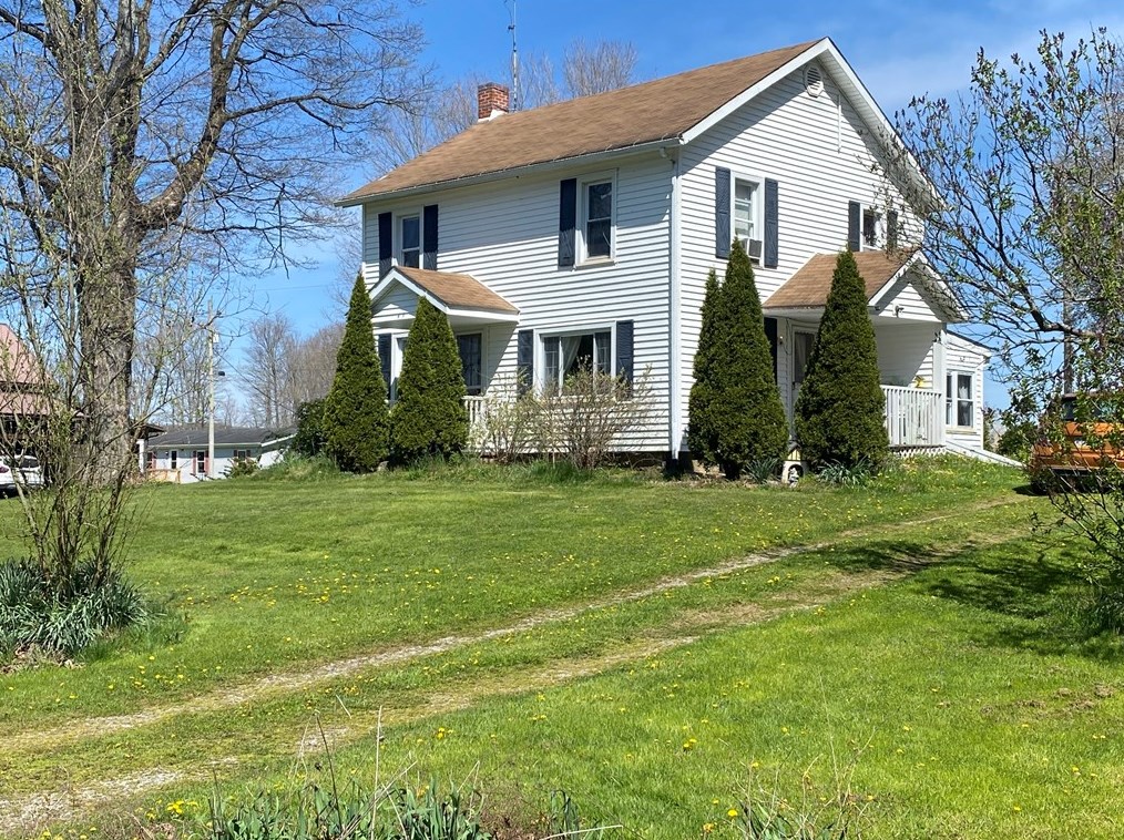 47 Ray Rd, Greenville, PA 16125