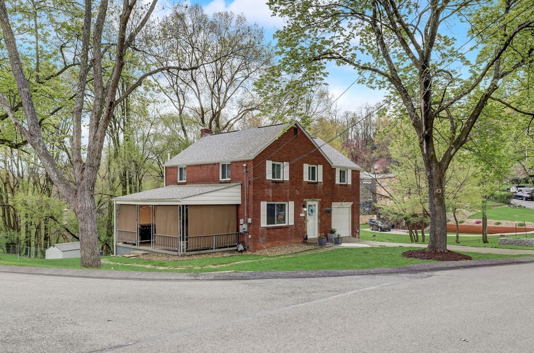 421 Lee Dr, Pittsburgh, PA 15235-1841