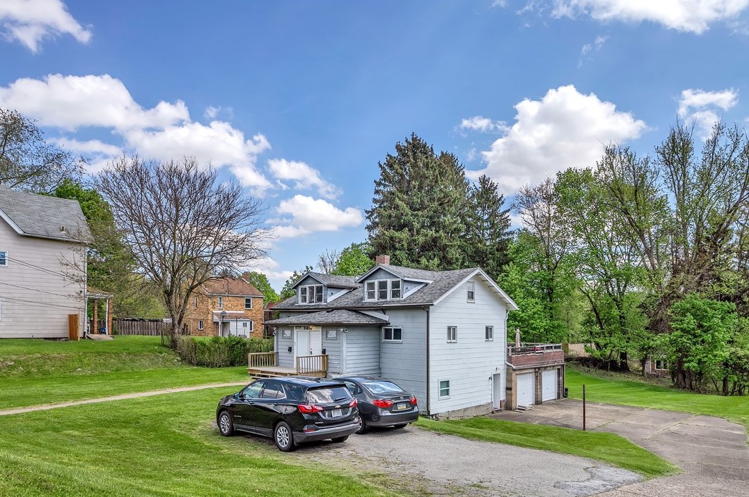 9608 Frankstown Rd, Pittsburgh, PA 15235