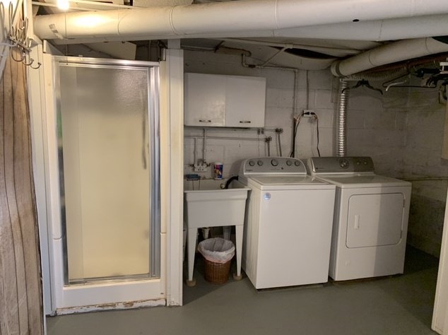 904 Commonwealth Ave, Pittsburgh PA  15122-1333 exterior