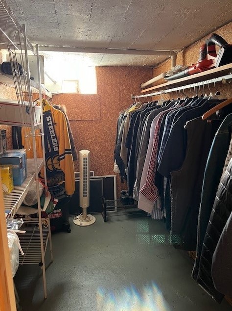 904 Commonwealth Ave, Pittsburgh PA  15122-1333 exterior