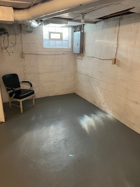 904 Commonwealth Ave, Pittsburgh PA  15122-1333 exterior