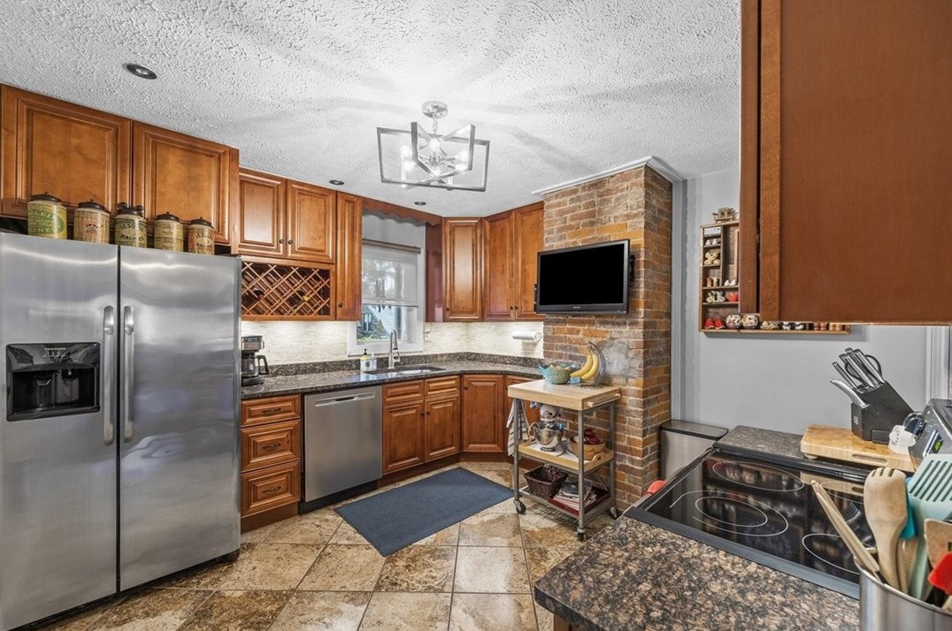 1516 Orchlee St, Pittsburgh PA  15212-1841 exterior