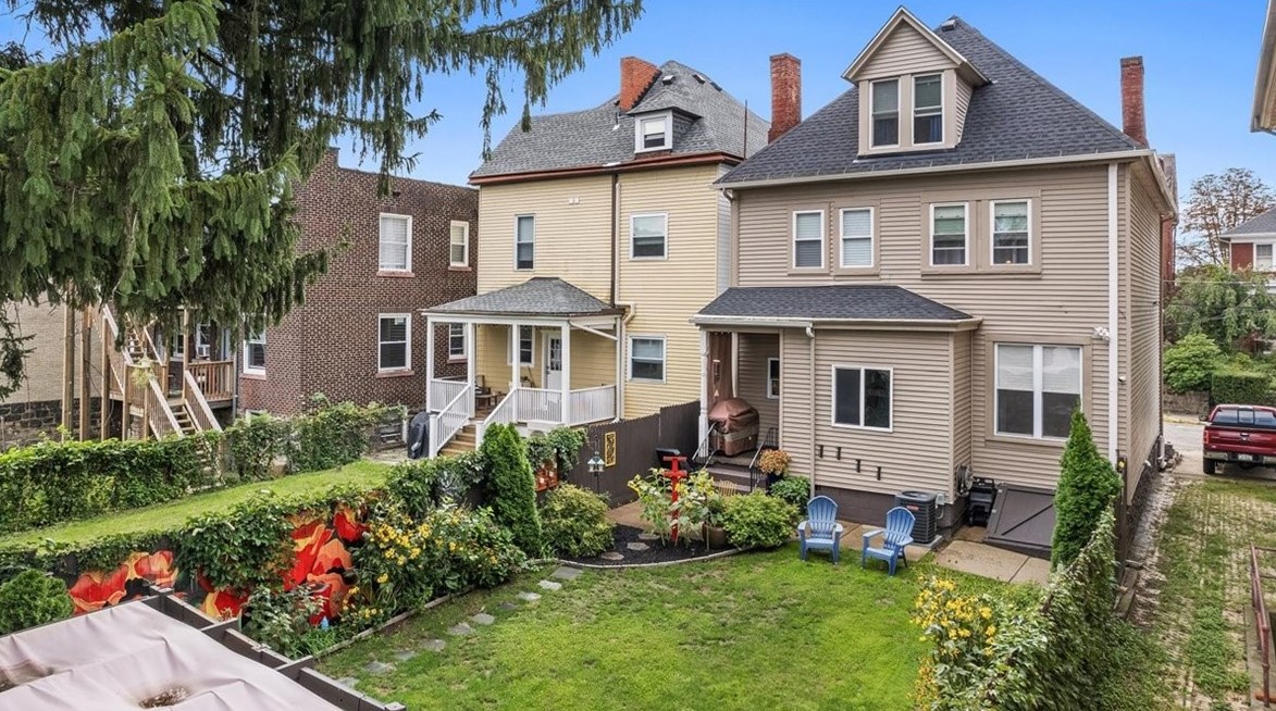 1516 Orchlee St, Pittsburgh PA  15212-1841 exterior