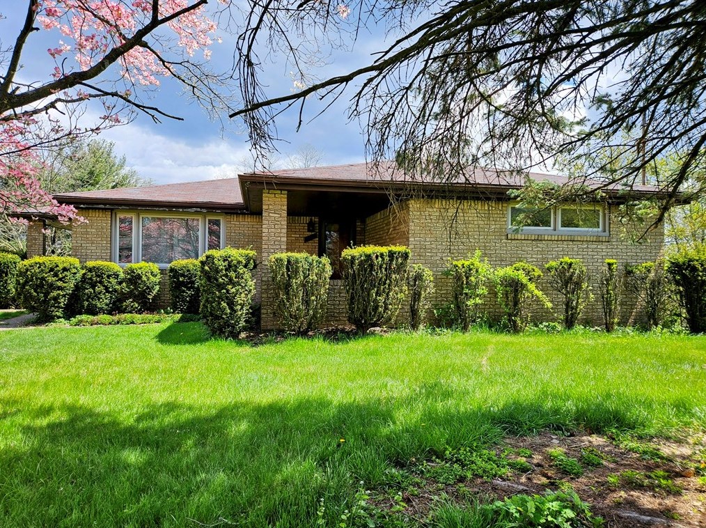 1604 Hawthorne St, North Versailles, PA 15137