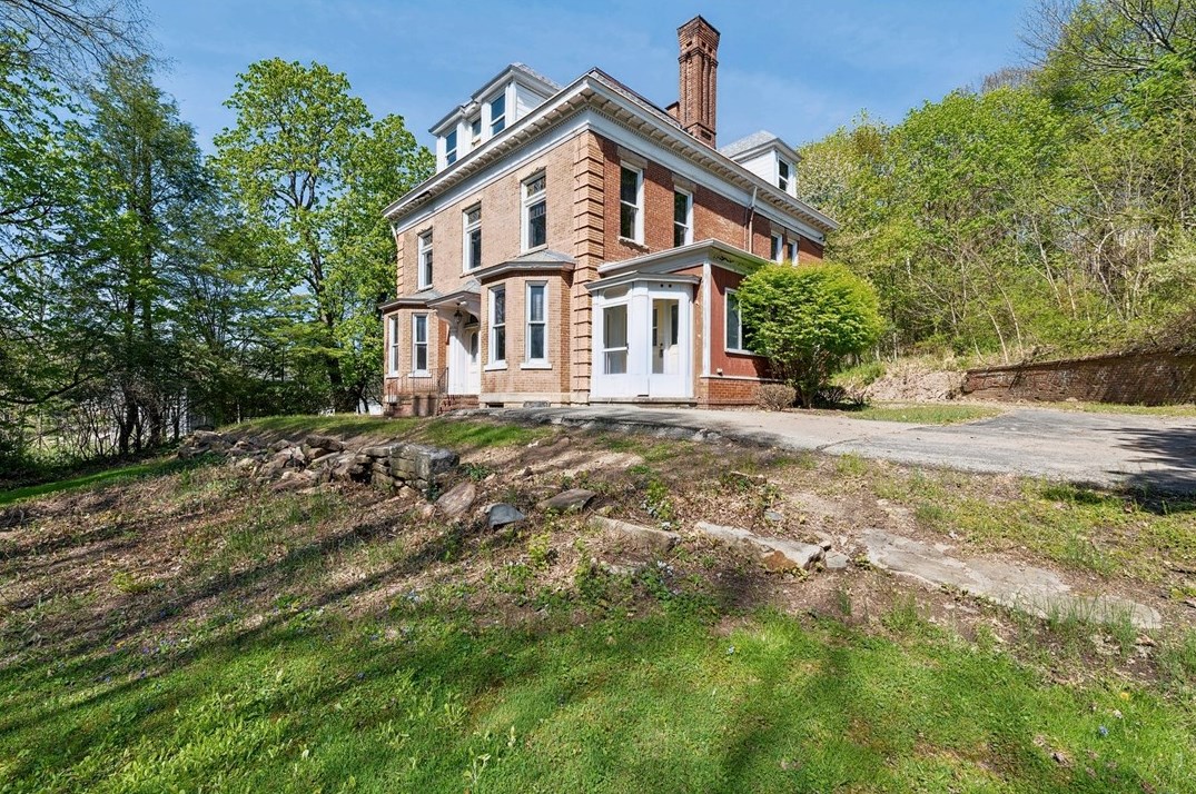 549 Old Route 119 Hwy, Indiana, PA 15701-1284