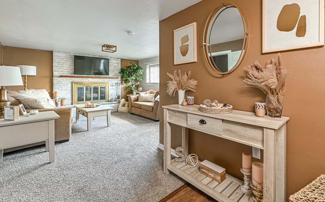 41 Chris Ct, Pittsburgh PA  15239-1107 exterior