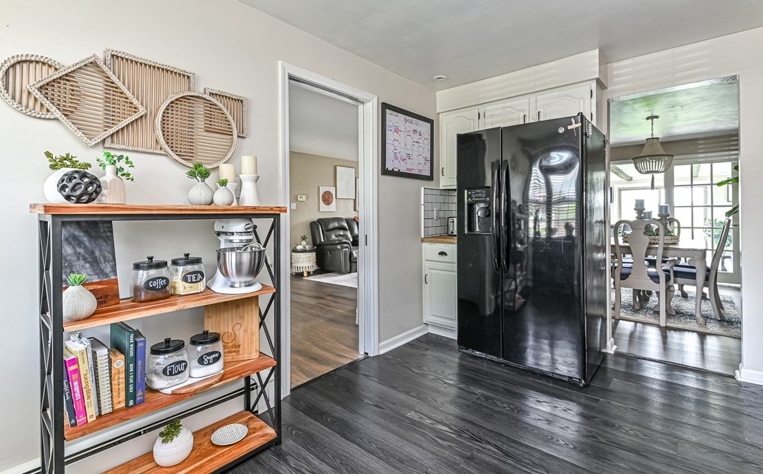 41 Chris Ct, Pittsburgh PA  15239-1107 exterior