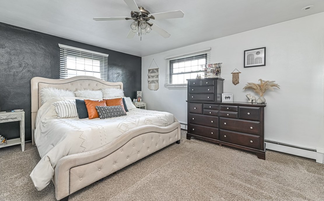 41 Chris Ct, Pittsburgh PA  15239-1107 exterior