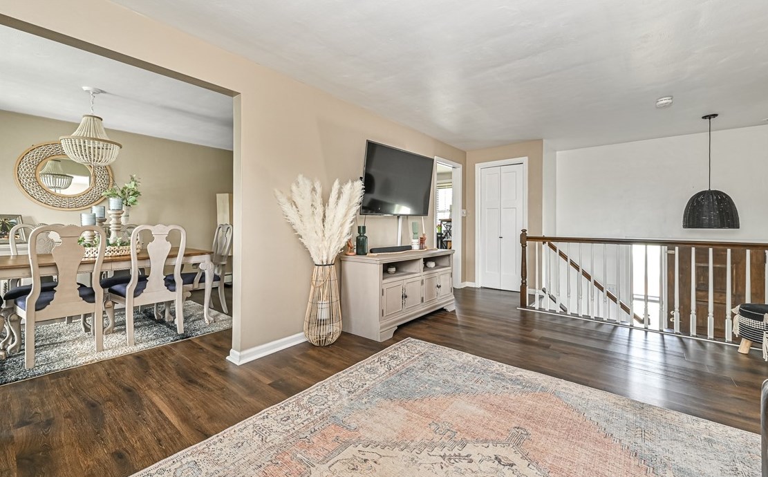 41 Chris Ct, Pittsburgh PA  15239-1107 exterior