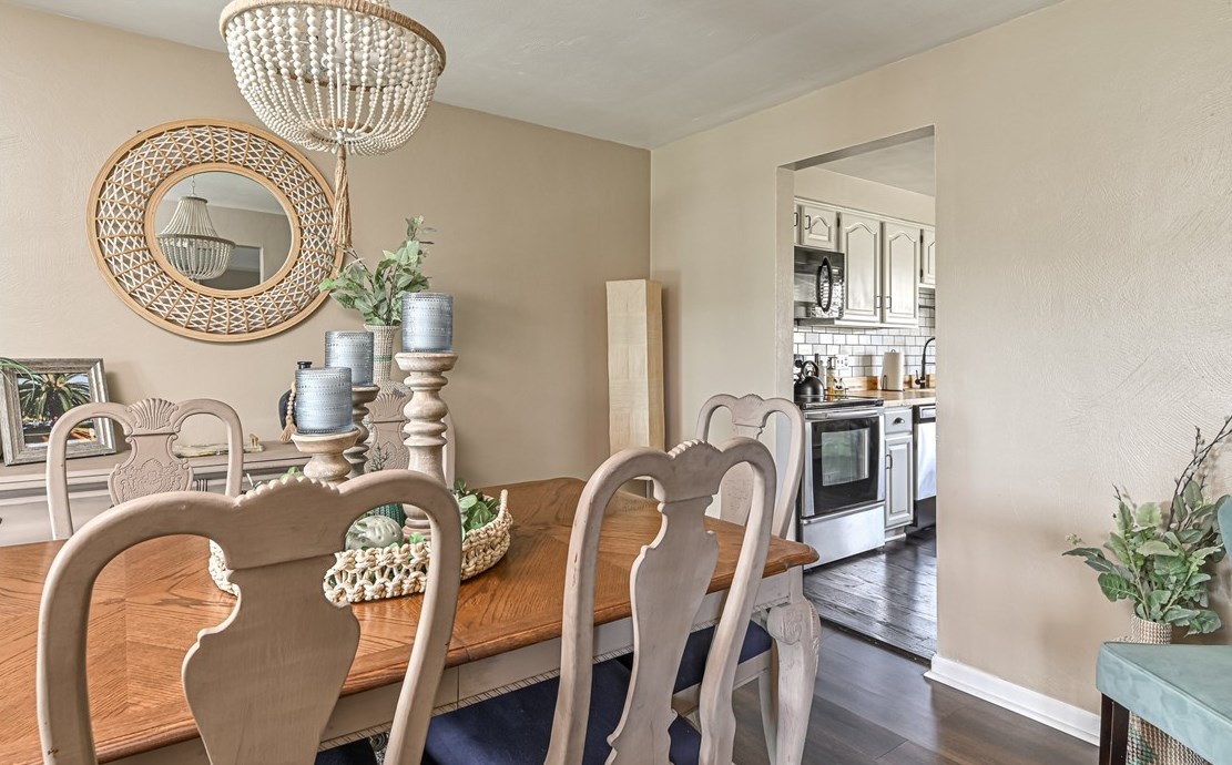 41 Chris Ct, Pittsburgh PA  15239-1107 exterior