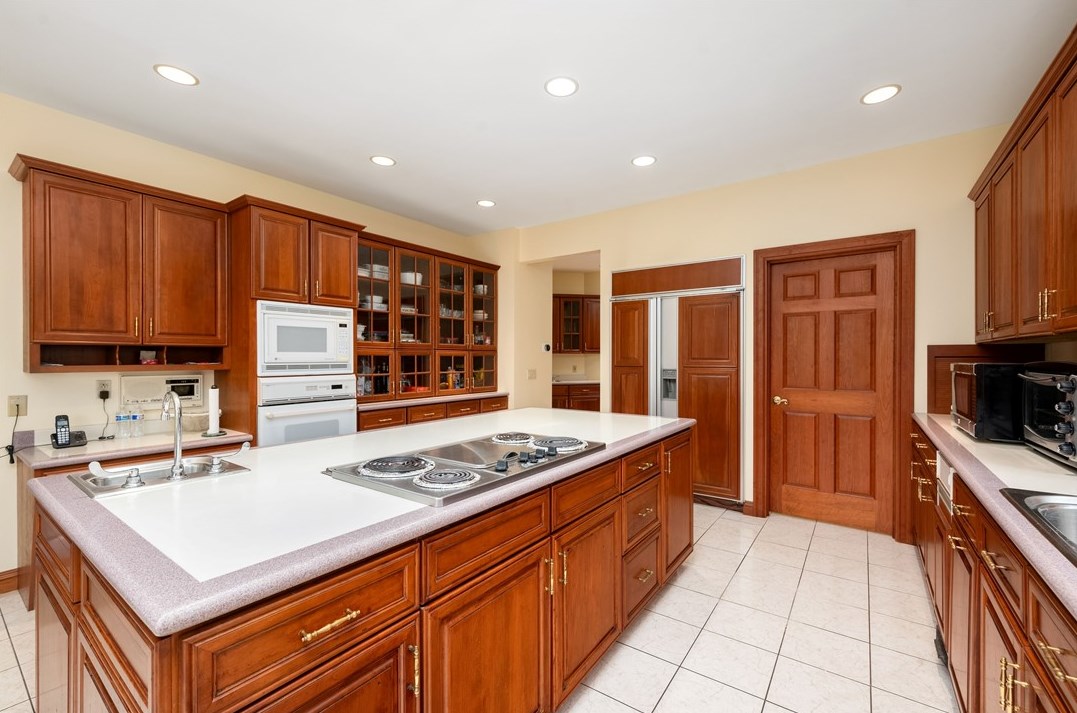 140 Cedar Rdg, Butler PA 16001-1664 exterior